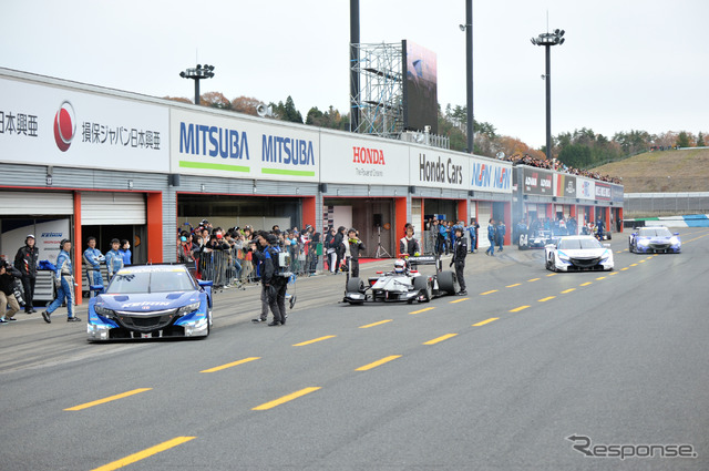 ホンダサンクスデーSF&GTレース