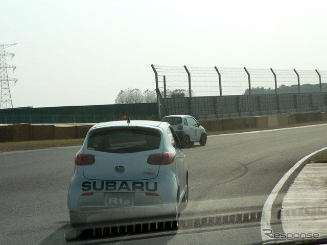 【日本EVフェスティバル】写真蔵…コース上からレース観戦