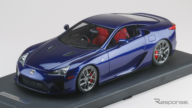 レクサス LFA 1:18スケールモデル