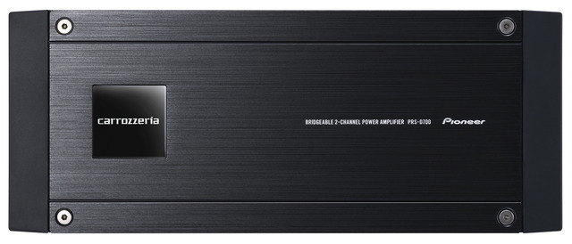 カロッツェリアPRS-D700価格30,000円(税別)場所を選ぶことのないコンパクトなサイズ125W・50H・104Dというボディーからハイパワーを達成。250W×2ch。