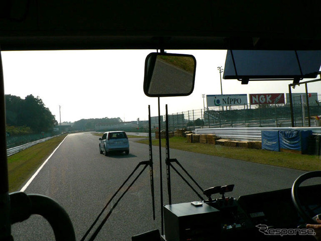 【日本EVフェスティバル】燃料電池車サーキット試乗会