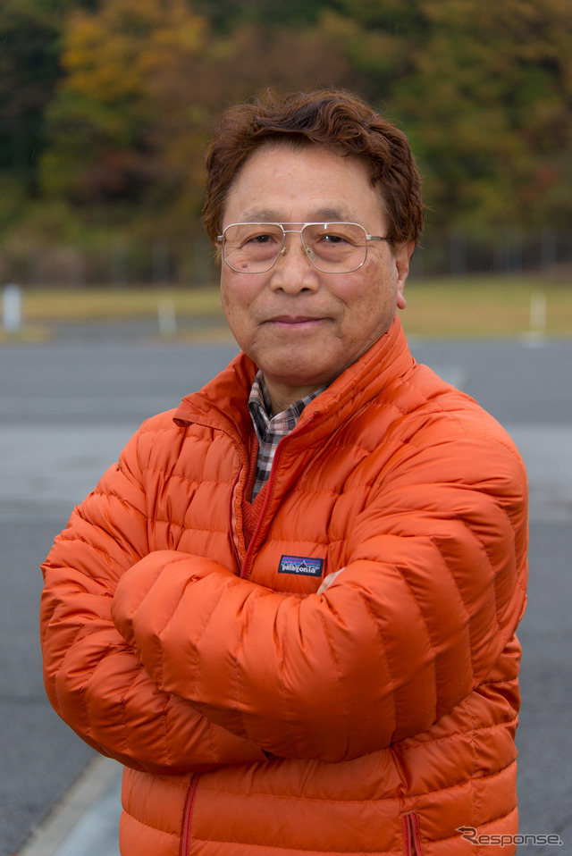 舘内端氏