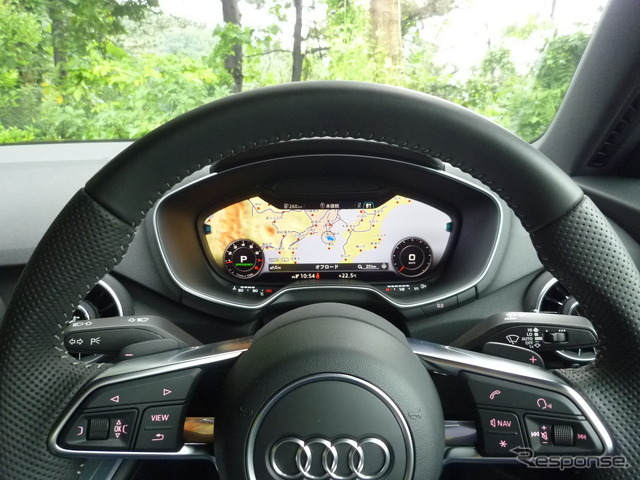 アウディ TTクーペ 2.0TFSI クワトロ