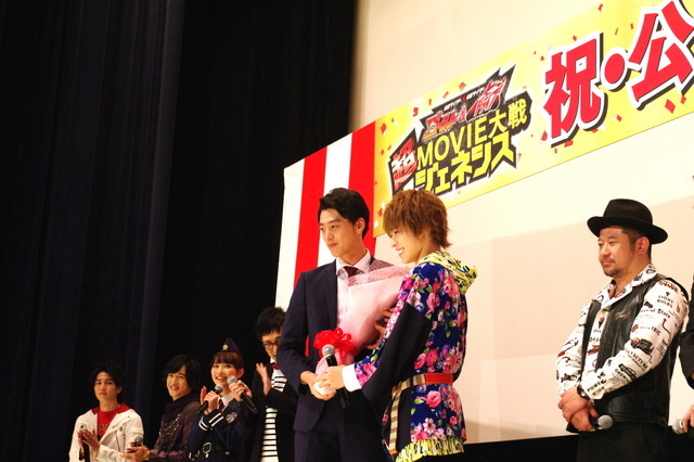 「ゴースト&ドライブ 超MOVIE大戦ジェネシス」初日舞台挨拶 キャスト陣が10年前を回想