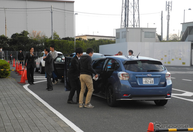 エコカー乗車体験の会場風景