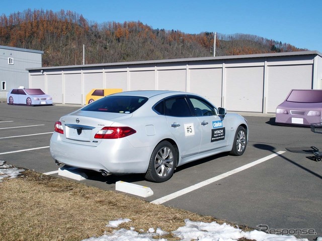 【自動駐車システム】車止めの位置もカメラで把握して停止させる