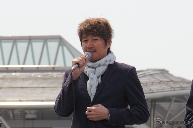 スーパーバイザーは引き続き近藤真彦氏