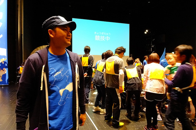 ファシリテーターを務めるeスポーツプロデューサーの犬飼博士氏(スポーツ・ハッカソン/未来の山口の運動会、山口情報芸術センター(YCAM)、12月11~13日)