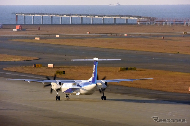 日本の24時間空港のひとつ、関西国際空港（KIX）の朝