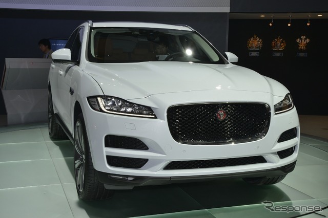 ジャガー F-PACE(東京モーターショー15)