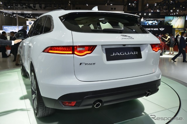 ジャガー F-PACE(東京モーターショー15)