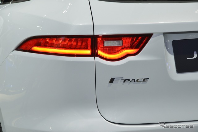 ジャガー F-PACE(東京モーターショー15)