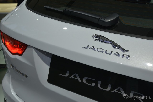 ジャガー F-PACE(東京モーターショー15)