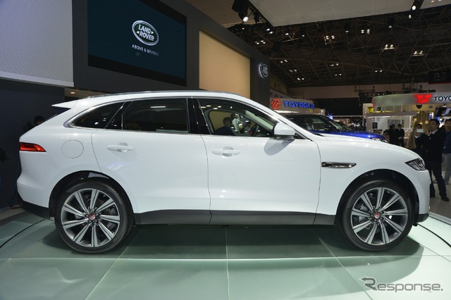 ジャガー F-PACE(東京モーターショー15)