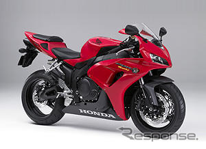 ホンダ CBR1000RR のカラーリングを変更