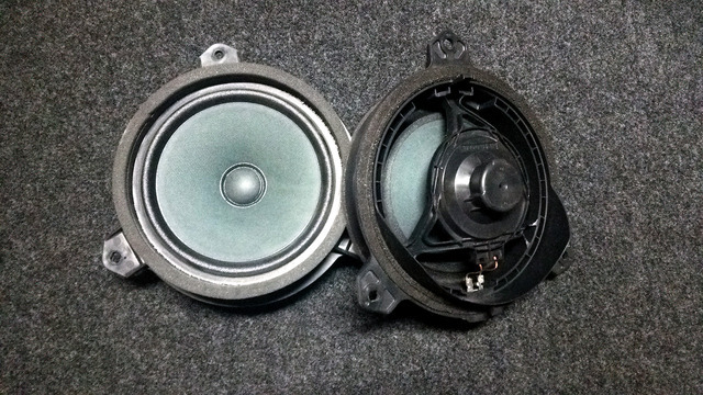 【スピーカー交換のススメ】振動板素材の違いで音色は異なる!