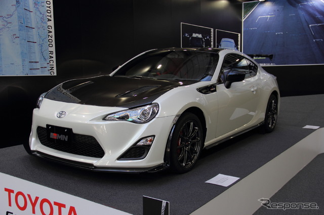 ブース内に展示されている『86 GRMNコンセプトカー』