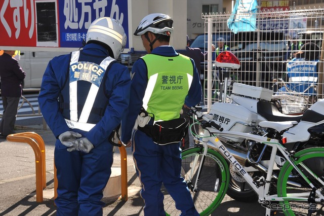 警視庁「BEEMS」、4警察署と自転車の安全な乗り方を訴える（足立区）