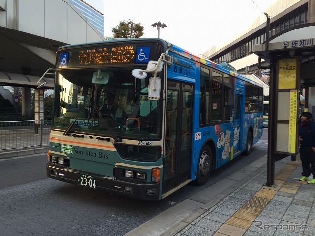 大宮駅から川越グリーンパークまでの大22系統。帰宅する学生も目立ってきた。川越グリーンパークは大きな団地がある場所で、川越市方面との中継地点になっている。