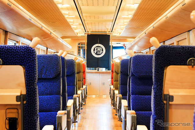 京都丹後鉄道の特急列車「丹後の海」 第1編成