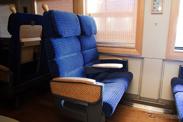 京都丹後鉄道の特急列車「丹後の海」 第1編成