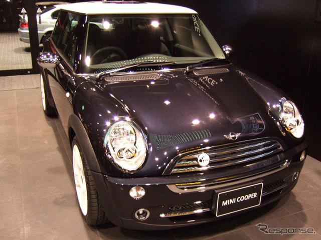 【MINI デザイン】ポイントはマリリン・モンロー!?
