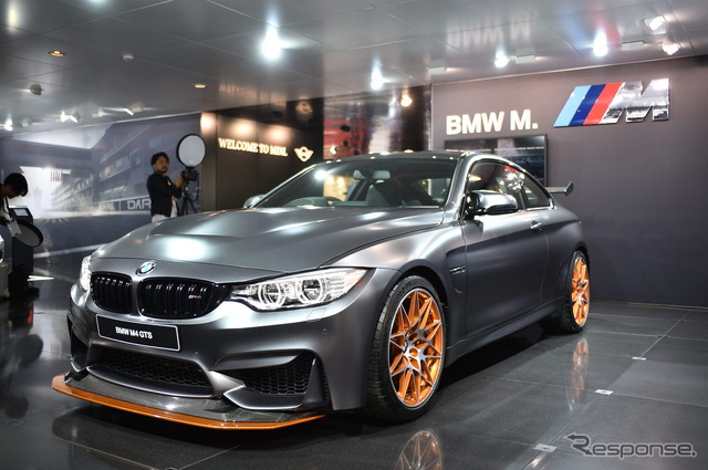 BMW M4 GTS(東京モーターショー15)