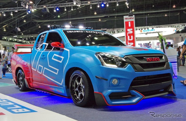 いすゞ D-MAX セーフティカー 1.9Ddi ブルー・パワー(タイ国際モーターエキスポ15)