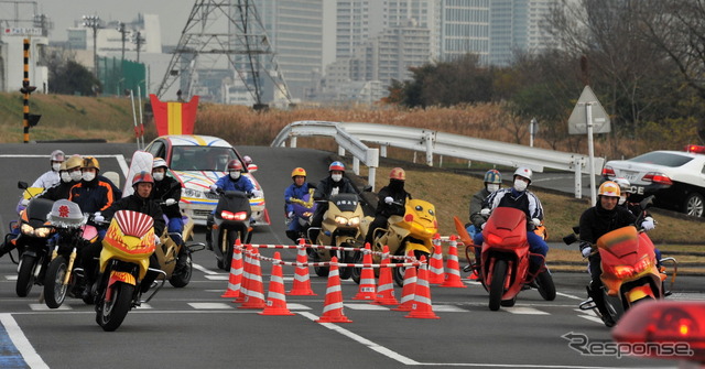 2日まで都内各所で暴走族対策の警戒が続く