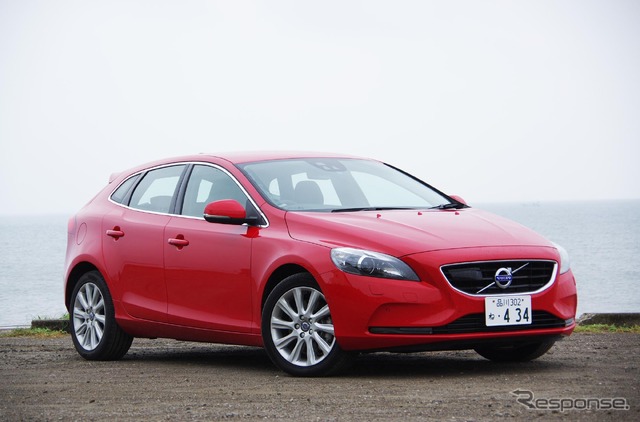 ボルボ V40 T3