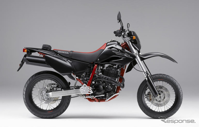 ホンダ XR400モタード を一部改良、ブラックも設定