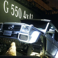 『G 550 4x4 2』を国内で初公開したメルセデス・ベンツ日本（東京オートサロン2016／1月15日／幕張メッセ）