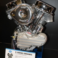 S&S社製パンヘッドスタイルエンジン（プロトブース）