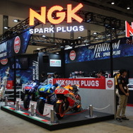 NGKブース（東京モーターサイクルショー16）