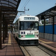 熊本市電は20日から全線での運転を再開した。