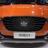 第一汽車 奔騰 X4（北京モーターショー16）