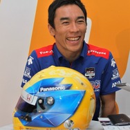 佐藤琢磨、決勝用スペシャルカラーのヘルメットを公開（第100回インディ500）