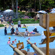 鈴鹿サーキットの複合大型プール「アクア・アドベンチャー」が7月2日から本格稼働。夏休み期間中は、“びしょ濡れ家族”たちでにぎわう