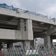 おおさか東線の北区間は2019年春の開業を目指して工事が進められている。写真は西吹田駅。