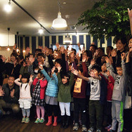 野田線車両基地の街、七光台にオープンした「Meet Up Under the Tree」初日のようす（11月23日）