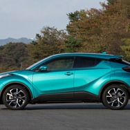 トヨタ C-HR