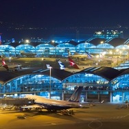 夜の香港国際空港