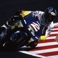 スズキ RGV-ガンマ（2000年）【ライダー：ケニー・ロバーツJr.】ロードレース世界選手権500ccクラスシリーズチャンピオン
