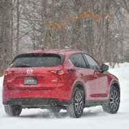 マツダ車が雪道にも強い理由とは…新型 CX-5 で体感