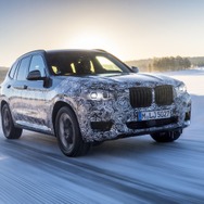 BMW X3次期型の開発プロトタイプ車