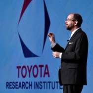 「TOYOTA RESEARCH INSTITUTE, INC.（TRI）」CEOのギル・プラット博士（CES16）