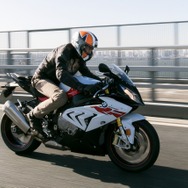 BMW S1000RR 動画試乗