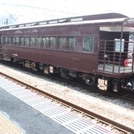 35系の編成両端には展望車が連結される。写真は津和野方の展望車。