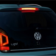 VW クロスup！エマージェンシーストップシグナルイメージ