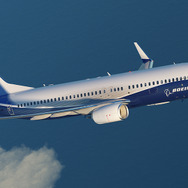 737-800　(c) Boeing